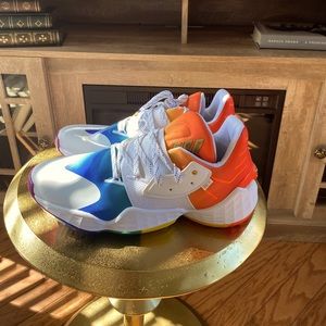 Adidas Size 11 James Harden volume 4  Basketball